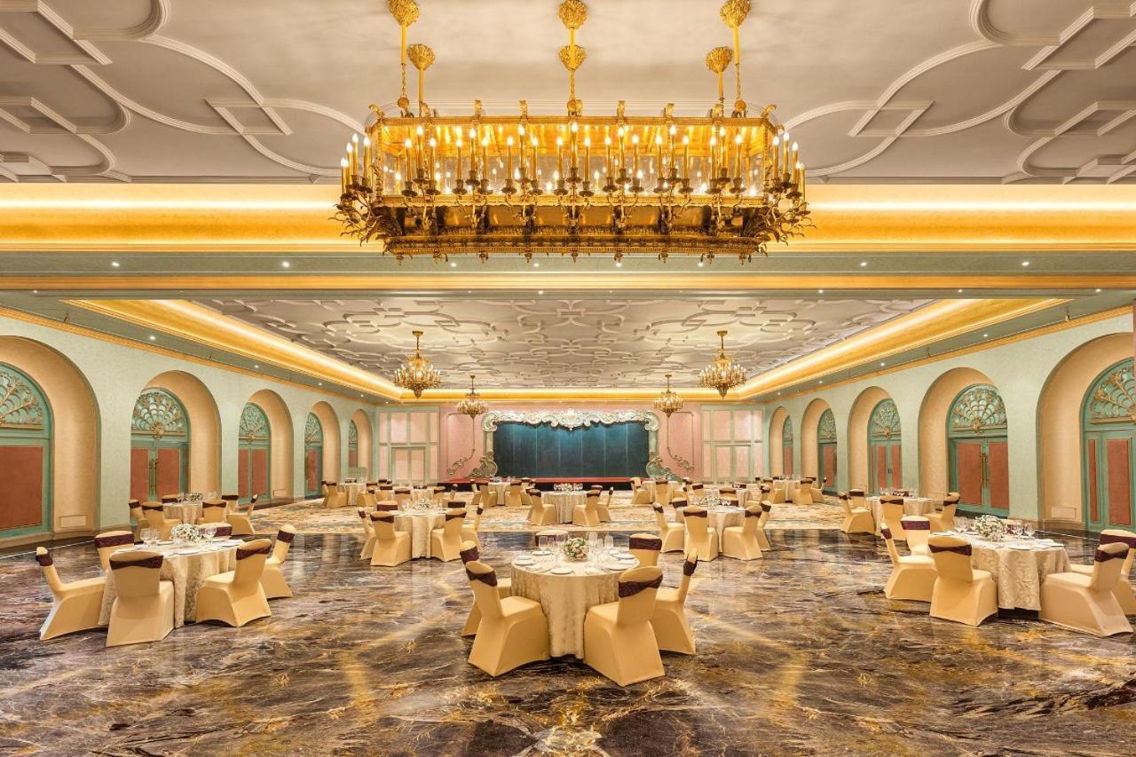 Hotel Hillock Ahmadabad Zewnętrze zdjęcie