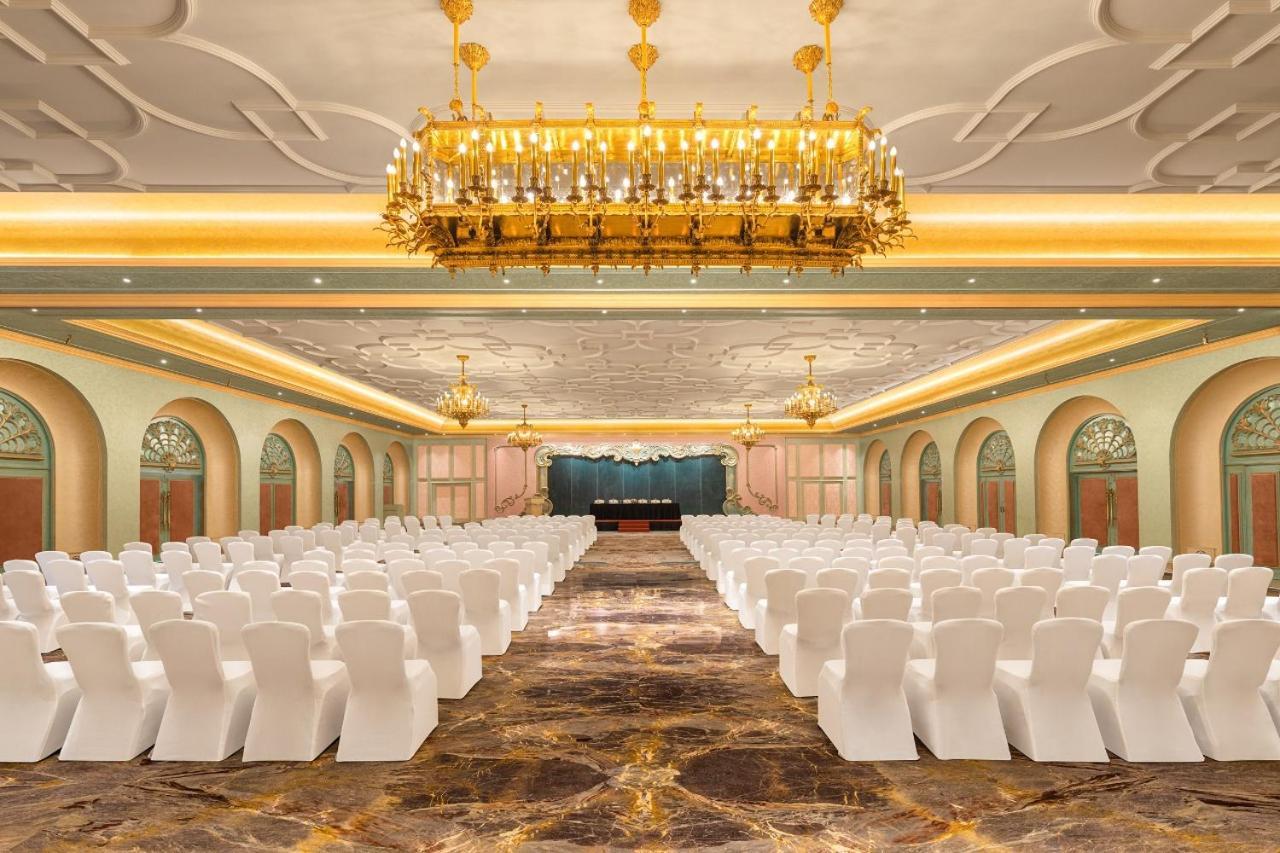 Hotel Hillock Ahmadabad Zewnętrze zdjęcie