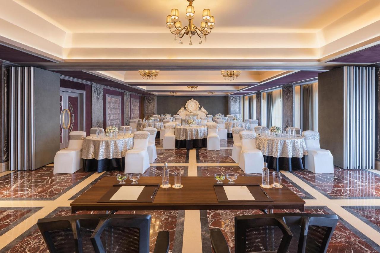 Hotel Hillock Ahmadabad Zewnętrze zdjęcie